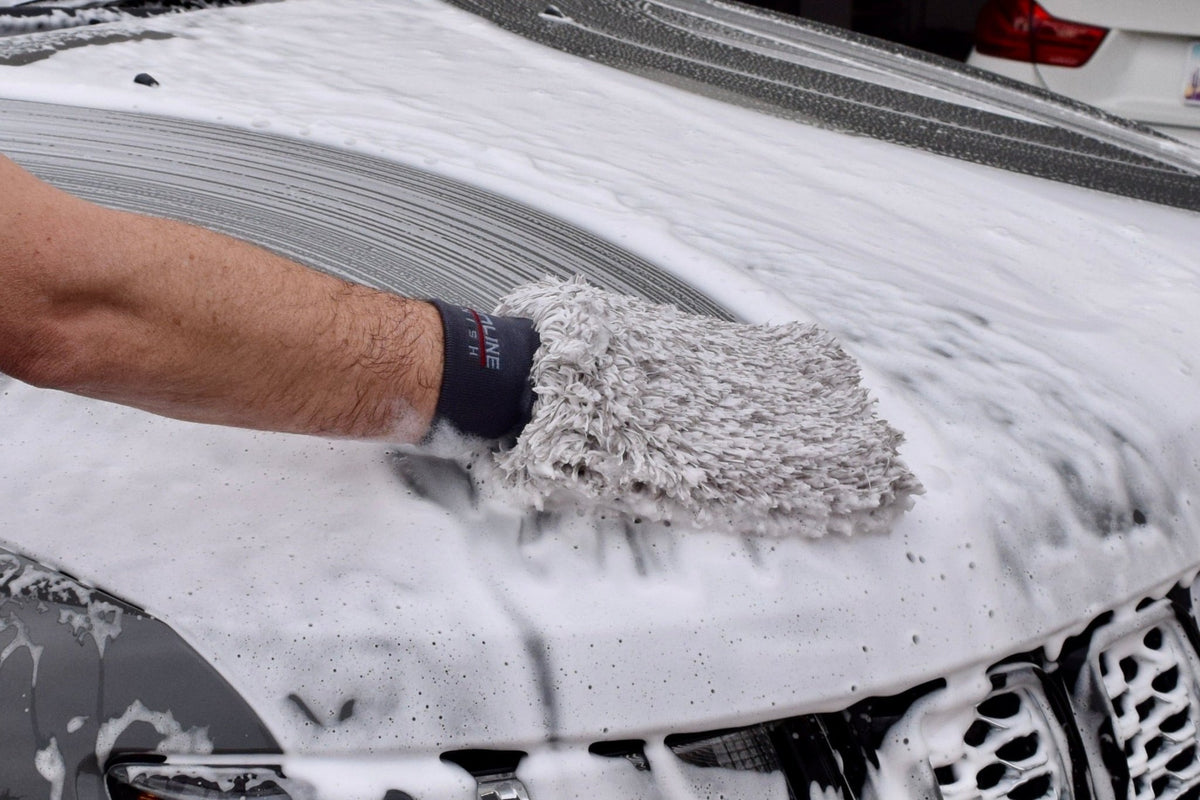 The Ultimate Microfiber Car Wash Pad - Redline Finish