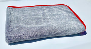 The Definitive Guide to Finding the Best Car Drying Towel - Redline Finish
